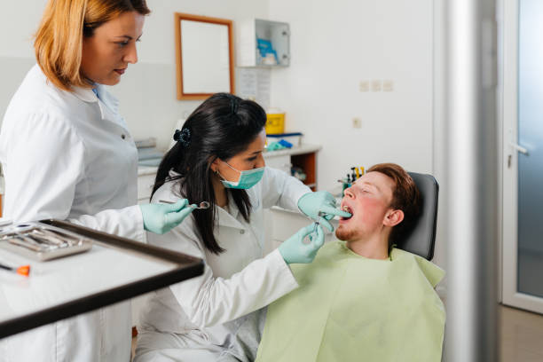 Best Emergency Tooth Extraction in New Eagle, PA